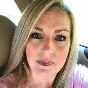 Meet your Posher, Mandy